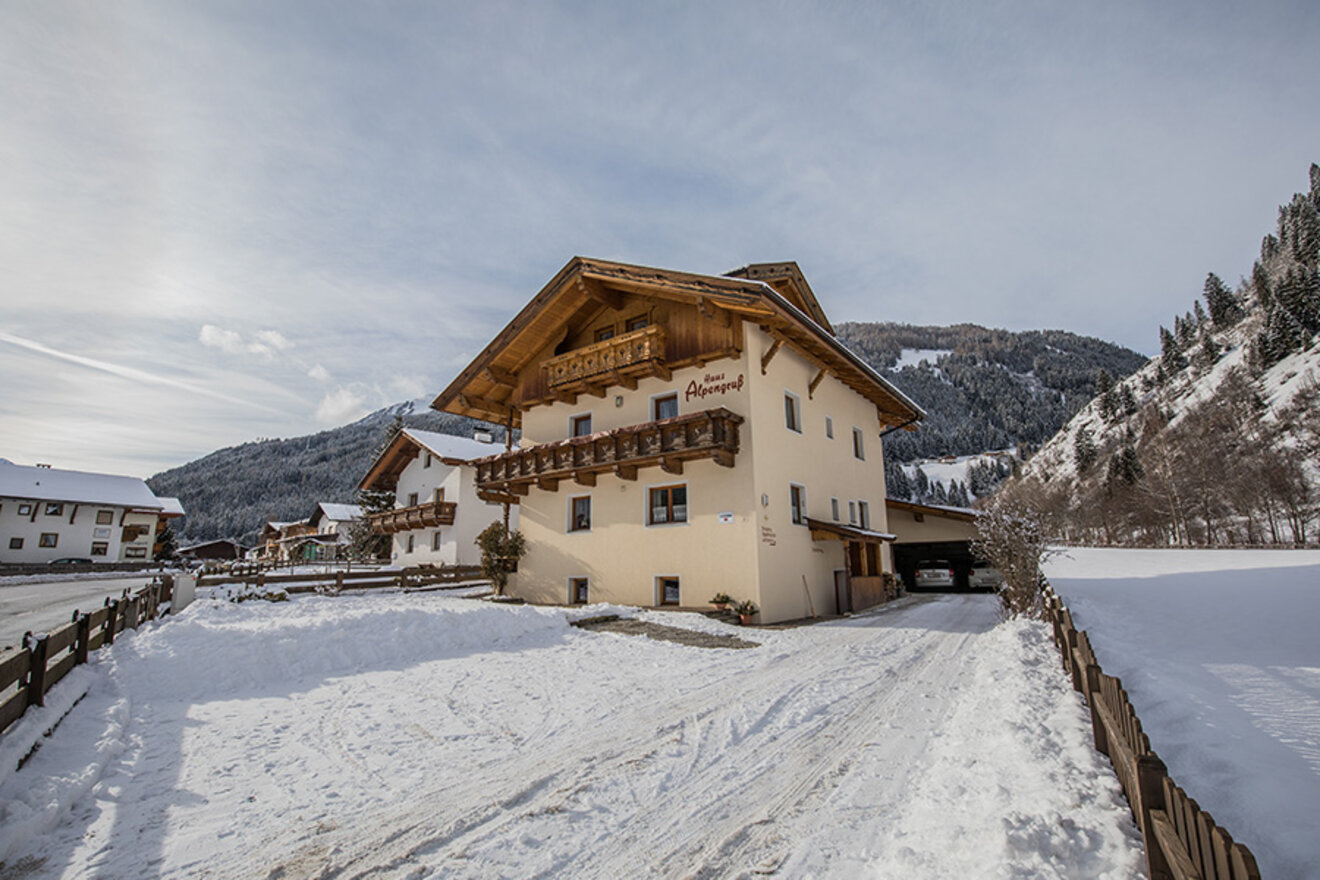 2_IMG__0003_264A7080